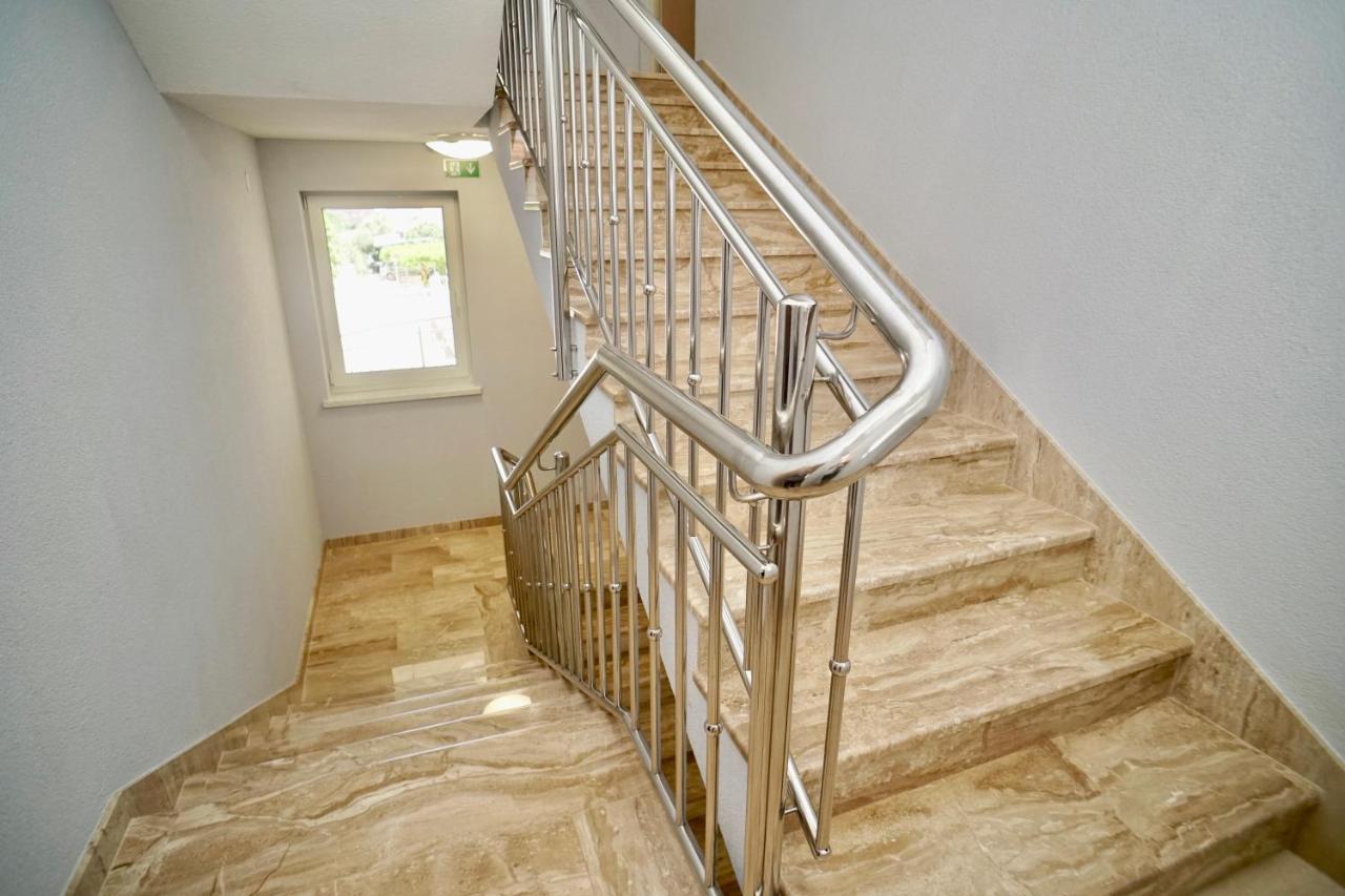 Trogir-Luxury Villa Sapphirus 希杰·弗朗吉卡 外观 照片