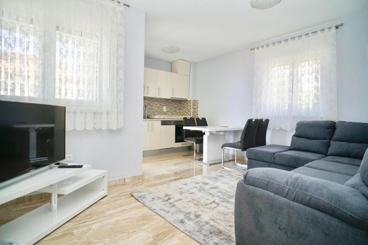 Trogir-Luxury Villa Sapphirus 希杰·弗朗吉卡 外观 照片