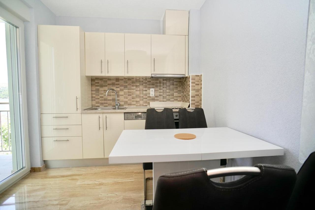 Trogir-Luxury Villa Sapphirus 希杰·弗朗吉卡 外观 照片