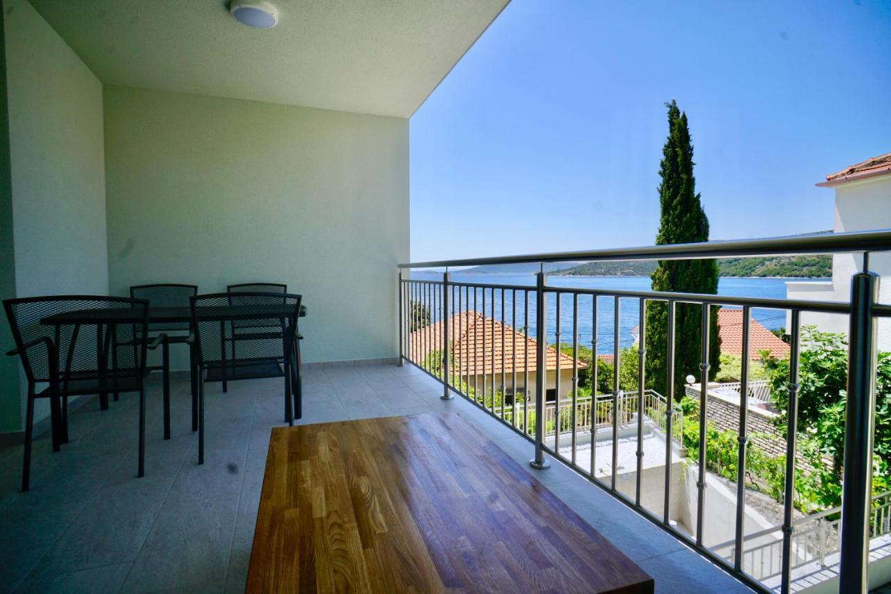 Trogir-Luxury Villa Sapphirus 希杰·弗朗吉卡 外观 照片